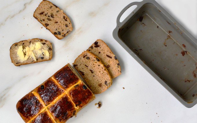 Hot cross bun bread recipe